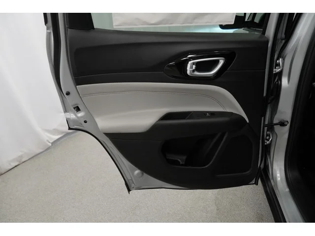 Nuevos JEEP COMPASS à Estados chez autogozo