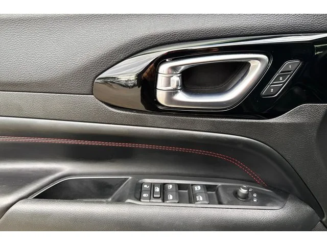 SEMINUEVOS JEEP Compass at ELK GROVE in Elk Grove Buick GMC