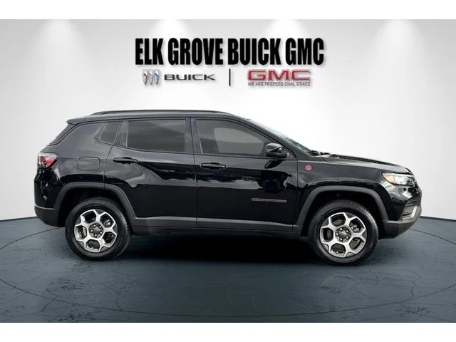 SEMINUEVOS JEEP Compass at ELK GROVE in Elk Grove Buick GMC
