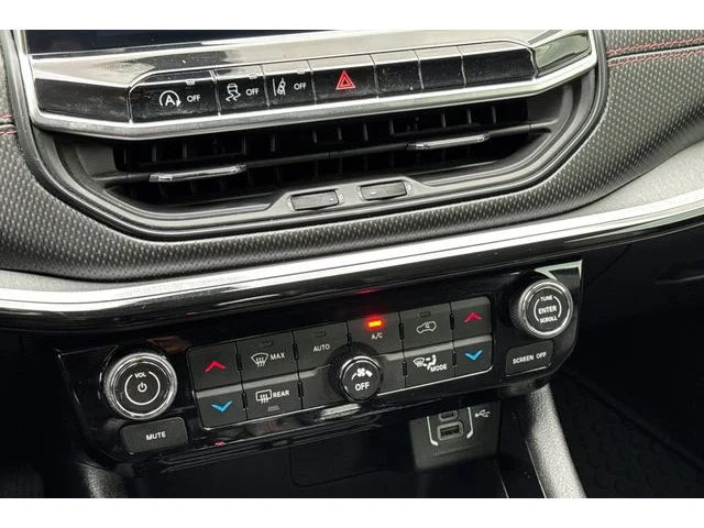 SEMINUEVOS JEEP Compass at ELK GROVE in Elk Grove Buick GMC