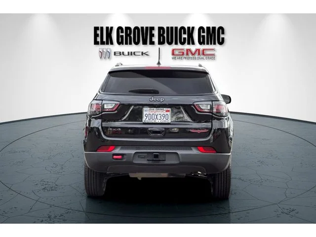 SEMINUEVOS JEEP Compass at ELK GROVE in Elk Grove Buick GMC