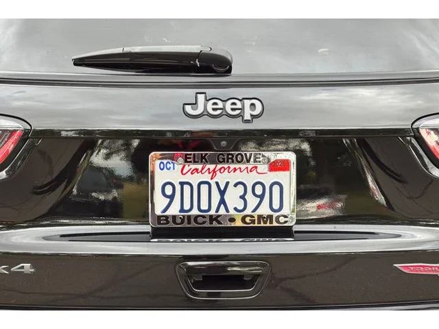 SEMINUEVOS JEEP Compass at ELK GROVE in Elk Grove Buick GMC