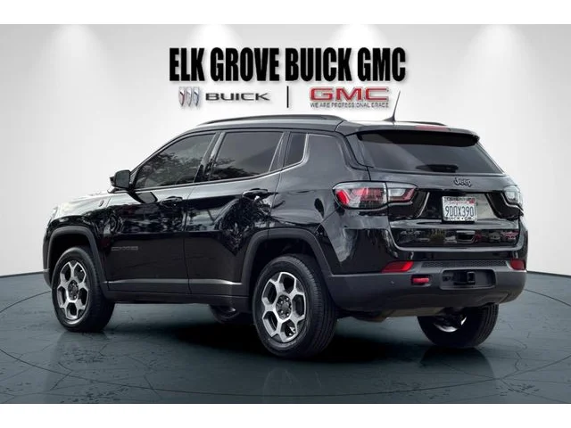 SEMINUEVOS JEEP Compass at ELK GROVE in Elk Grove Buick GMC