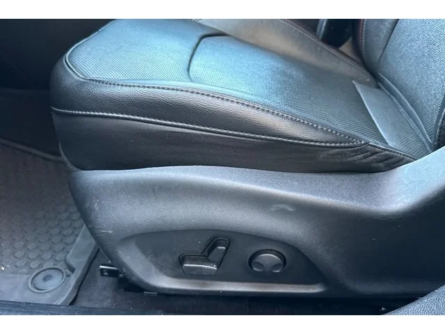 SEMINUEVOS JEEP Compass at ELK GROVE in Elk Grove Buick GMC