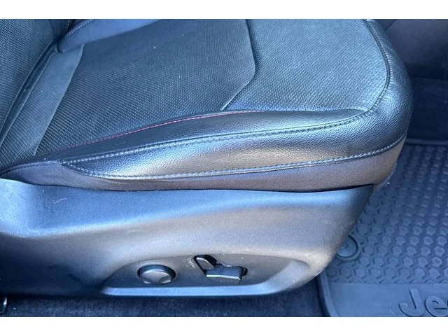 SEMINUEVOS JEEP Compass at ELK GROVE in Elk Grove Buick GMC