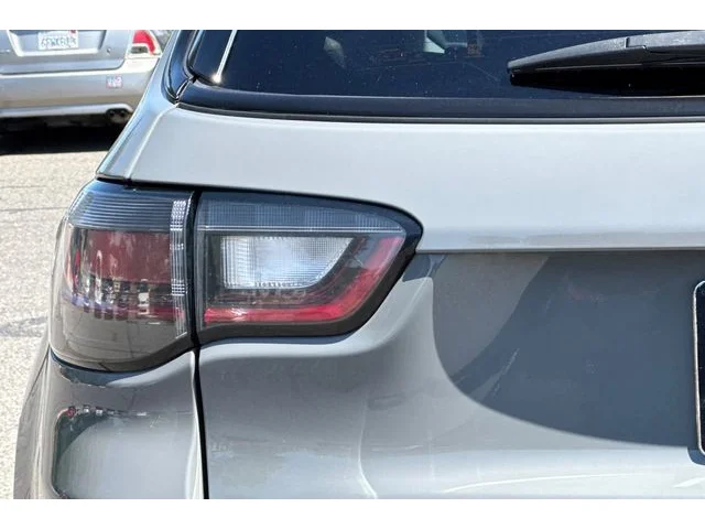 SEMINUEVOS JEEP Compass at ELK GROVE in Elk Grove Buick GMC
