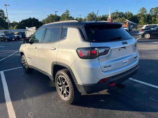 SEMINUEVOS JEEP Compass a Estados en autogozo