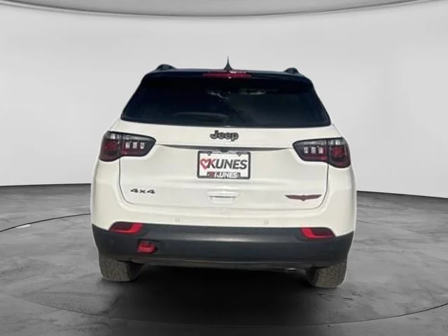 SEMINUEVOS JEEP Compass a Estados en autogozo