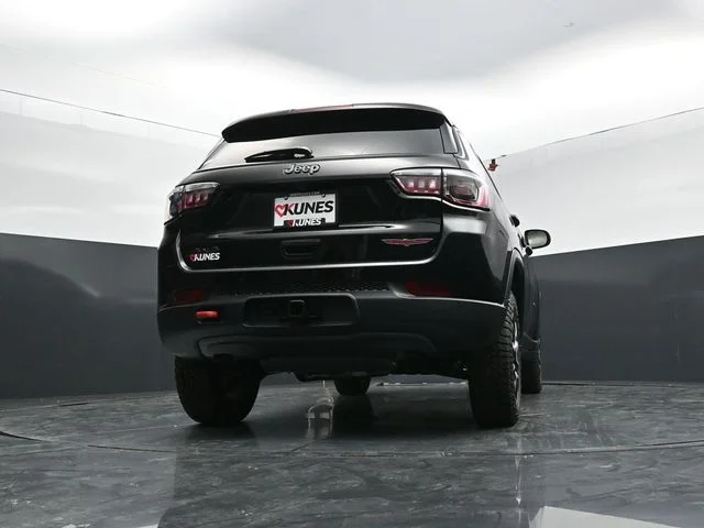 Nuevos JEEP COMPASS à Estados chez autogozo