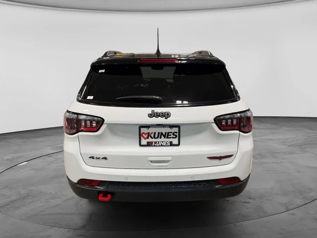 SEMINUEVOS JEEP Compass a Estados en autogozo