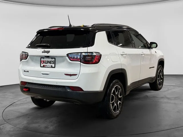 SEMINUEVOS JEEP Compass a Estados en autogozo