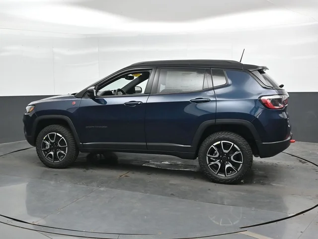 Nuevos JEEP COMPASS à Estados chez autogozo