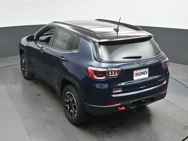Nuevos JEEP COMPASS à Estados chez autogozo
