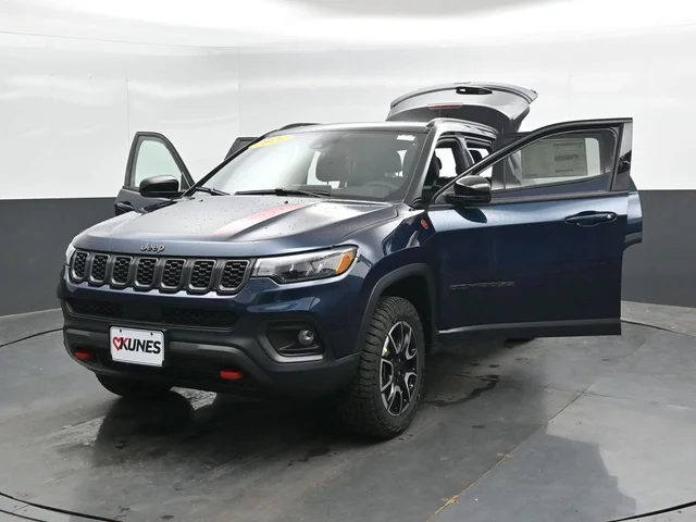 Nuevos JEEP COMPASS à Estados chez autogozo