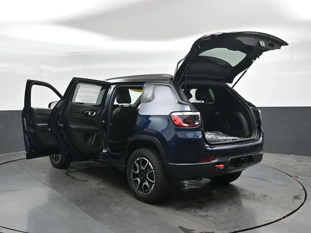 Nuevos JEEP COMPASS à Estados chez autogozo
