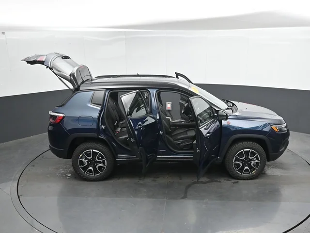 Nuevos JEEP COMPASS à Estados chez autogozo