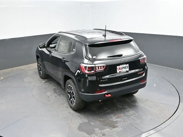 Nuevos JEEP COMPASS à Estados chez autogozo