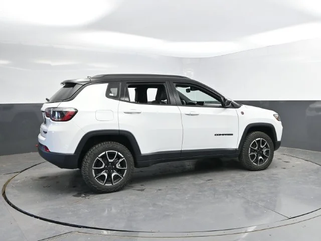 SEMINUEVOS JEEP Compass a Estados en autogozo