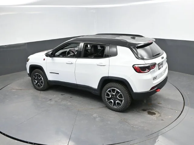 SEMINUEVOS JEEP Compass a Estados en autogozo
