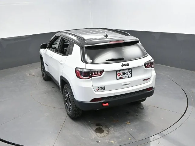 SEMINUEVOS JEEP Compass a Estados en autogozo