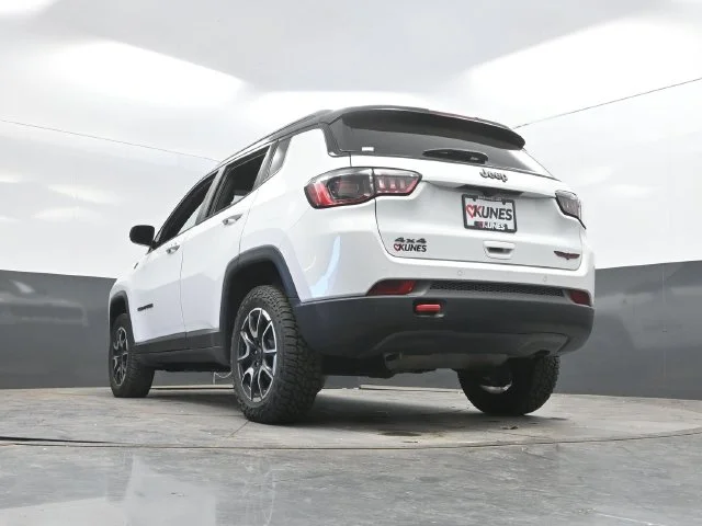 SEMINUEVOS JEEP Compass a Estados en autogozo