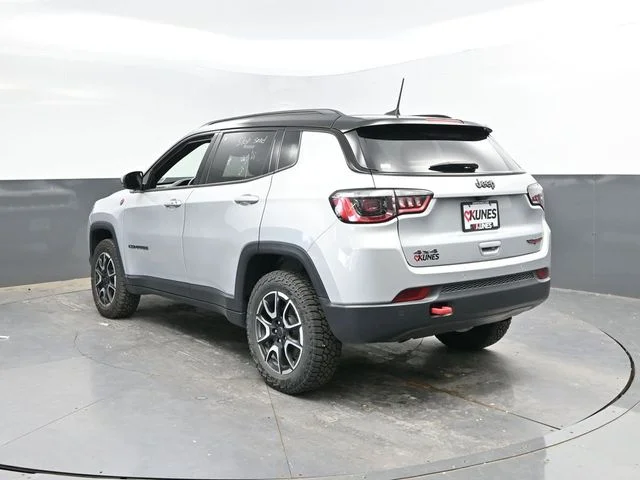 SEMINUEVOS JEEP Compass a Estados en autogozo