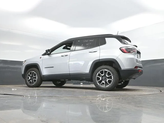 SEMINUEVOS JEEP Compass a Estados en autogozo