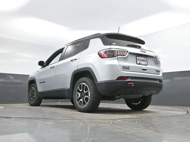 SEMINUEVOS JEEP Compass a Estados en autogozo