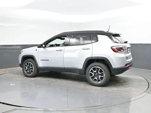 SEMINUEVOS JEEP Compass a Estados en autogozo
