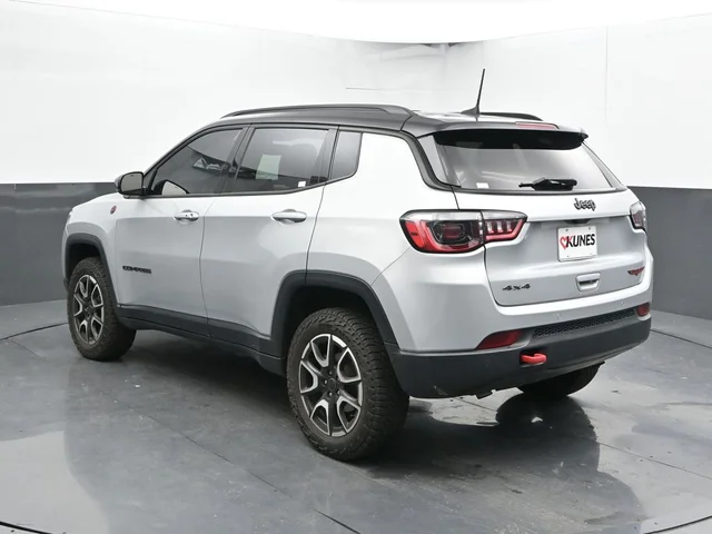 SEMINUEVOS JEEP Compass a Estados en autogozo
