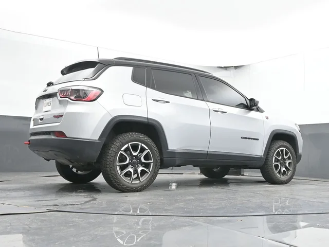 SEMINUEVOS JEEP Compass a Estados en autogozo