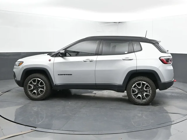 SEMINUEVOS JEEP Compass a Estados en autogozo