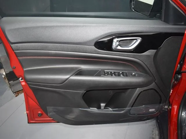 Nuevos JEEP COMPASS à Estados chez autogozo