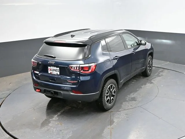 Nuevos JEEP COMPASS à Estados chez autogozo