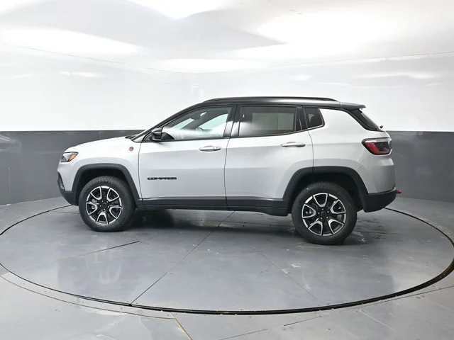 SEMINUEVOS JEEP Compass a Estados en autogozo