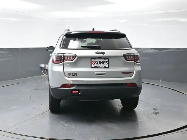 SEMINUEVOS JEEP Compass a Estados en autogozo