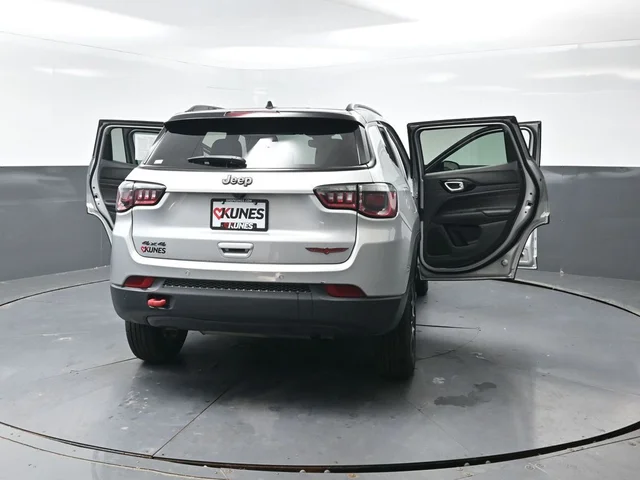 SEMINUEVOS JEEP Compass a Estados en autogozo