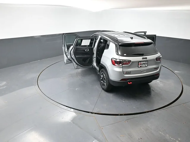 SEMINUEVOS JEEP Compass a Estados en autogozo