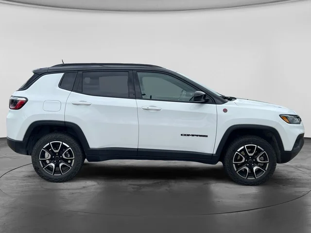 SEMINUEVOS JEEP Compass a Estados en autogozo