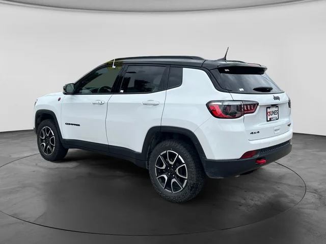 SEMINUEVOS JEEP Compass a Estados en autogozo