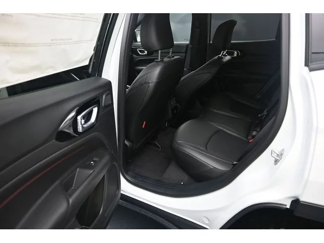 Nuevos JEEP COMPASS à Estados chez autogozo