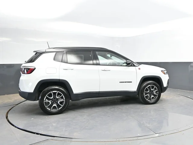 SEMINUEVOS JEEP Compass a Estados en autogozo