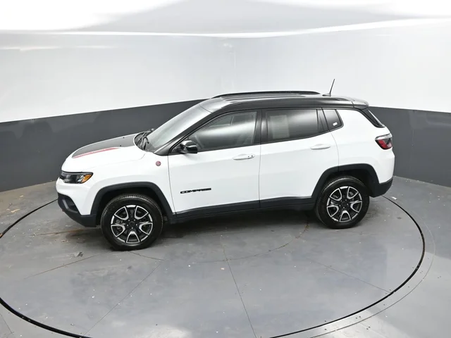 SEMINUEVOS JEEP Compass a Estados en autogozo