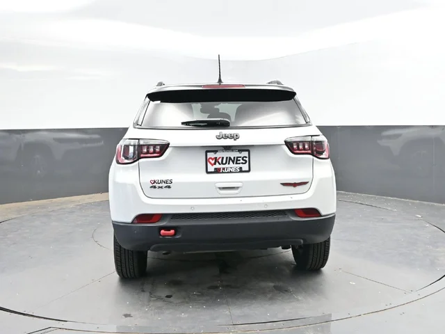 SEMINUEVOS JEEP Compass a Estados en autogozo