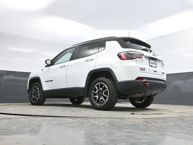 SEMINUEVOS JEEP Compass a Estados en autogozo