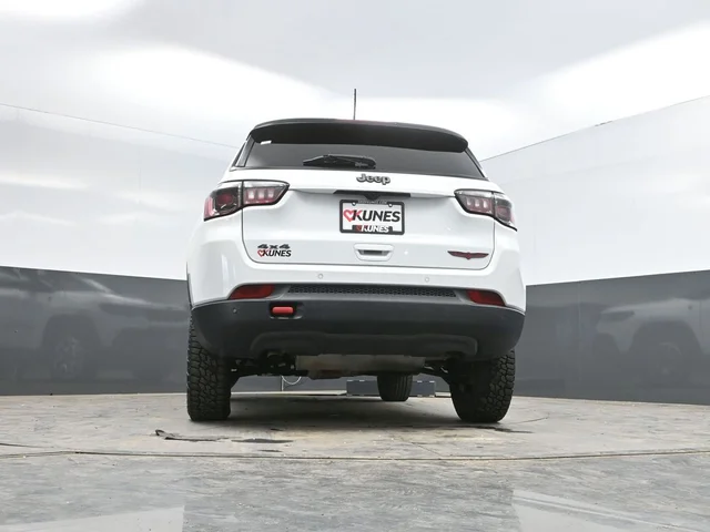 SEMINUEVOS JEEP Compass a Estados en autogozo