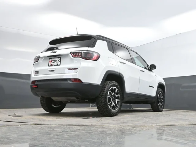 SEMINUEVOS JEEP Compass a Estados en autogozo