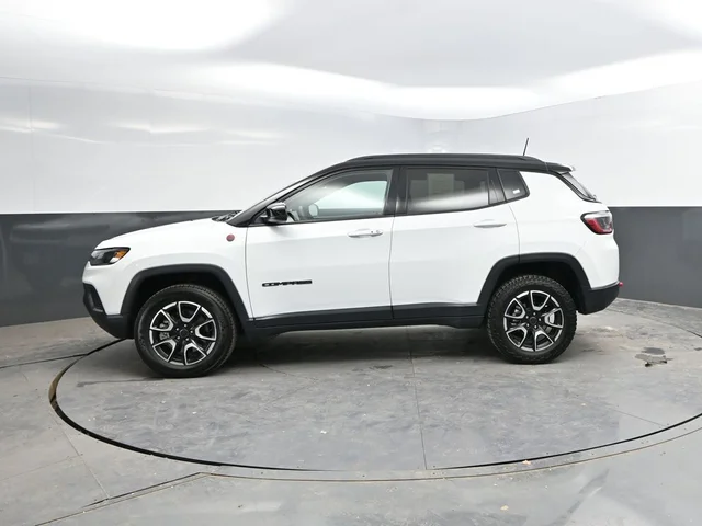 SEMINUEVOS JEEP Compass a Estados en autogozo