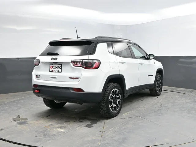 SEMINUEVOS JEEP Compass a Estados en autogozo