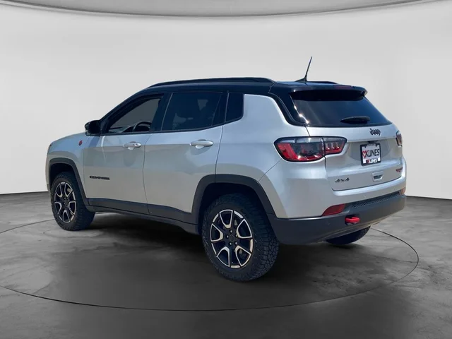 SEMINUEVOS JEEP Compass a Estados en autogozo